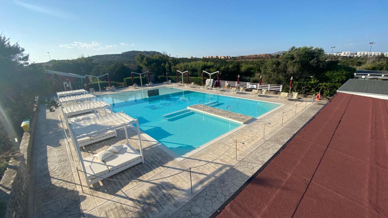 Hotel Club Esse Sporting Stintino Esterno foto