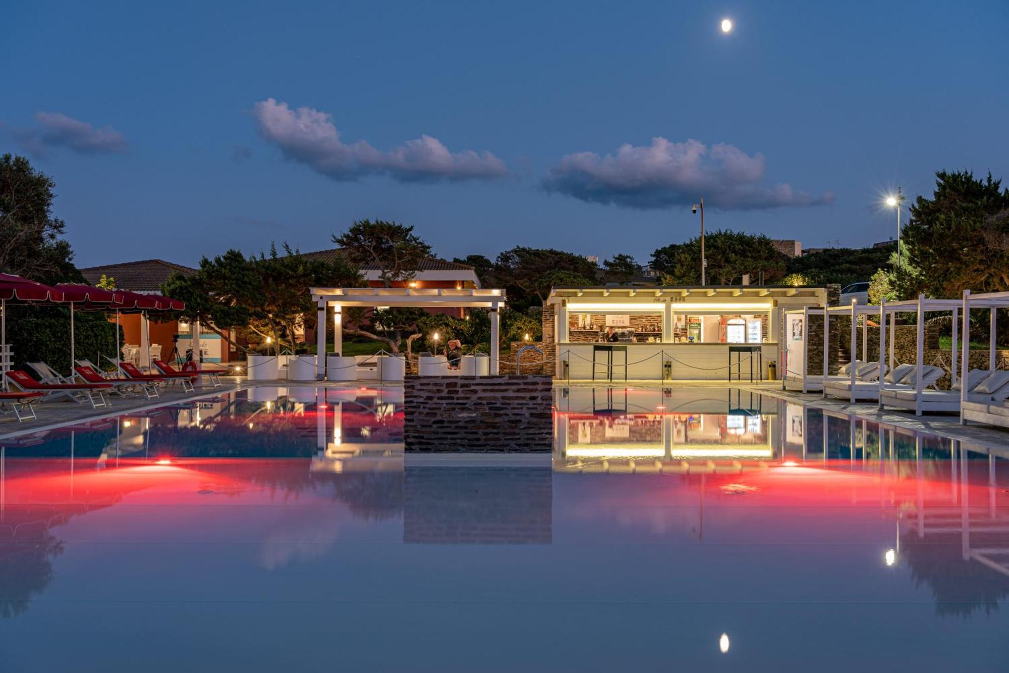 Hotel Club Esse Sporting Stintino Esterno foto