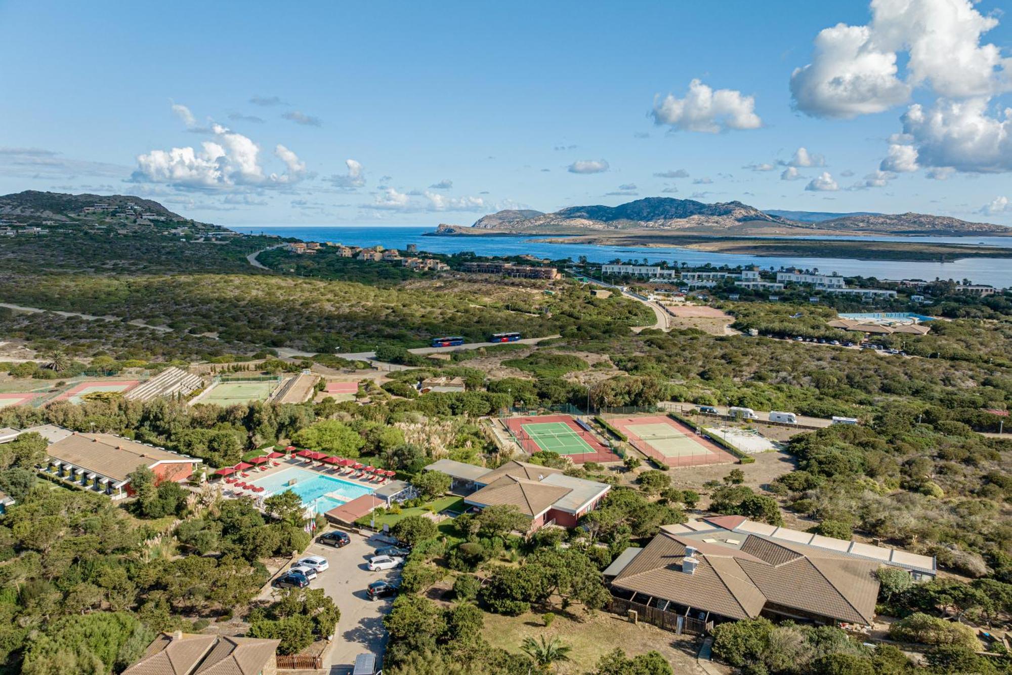 Hotel Club Esse Sporting Stintino Esterno foto
