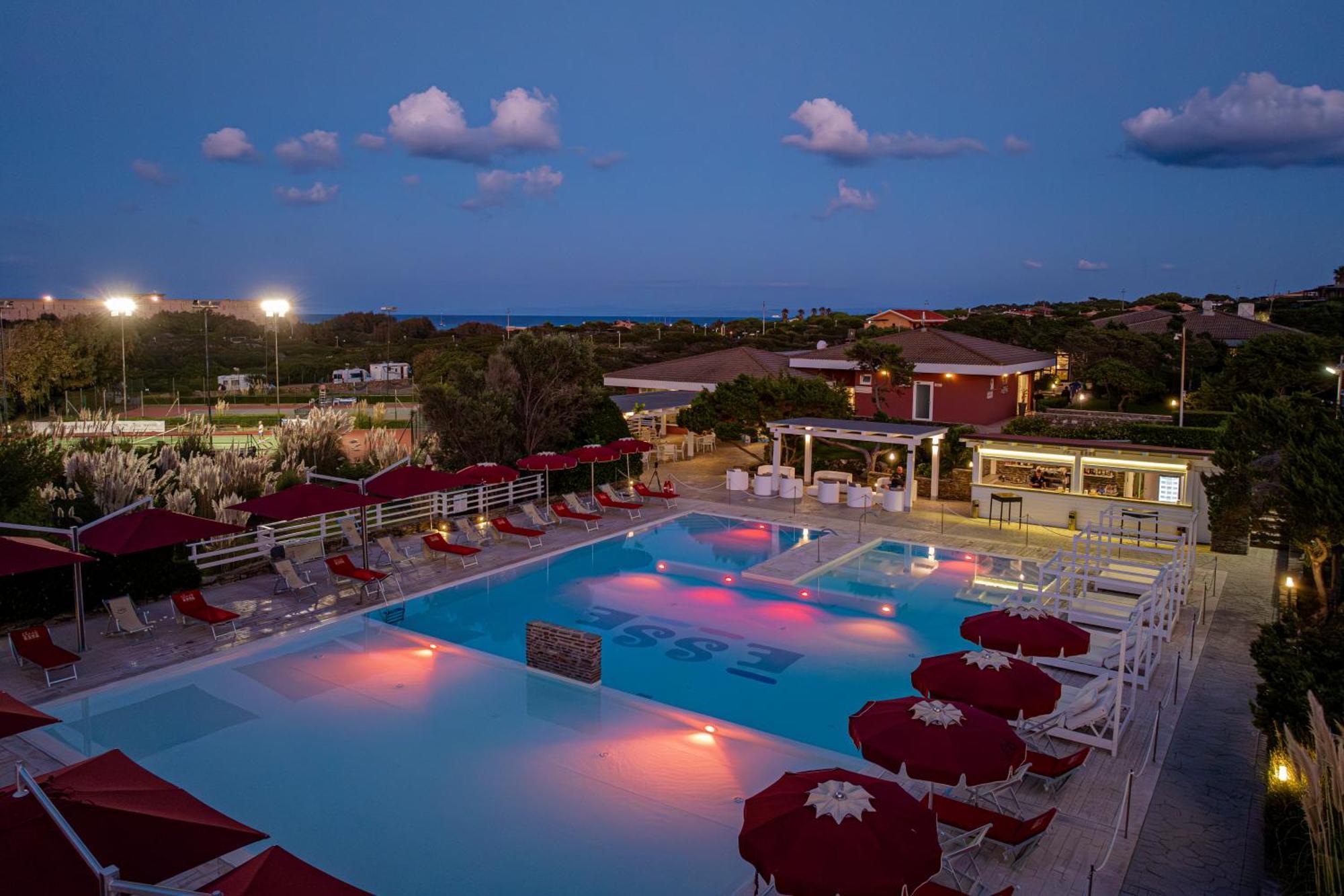 Hotel Club Esse Sporting Stintino Esterno foto